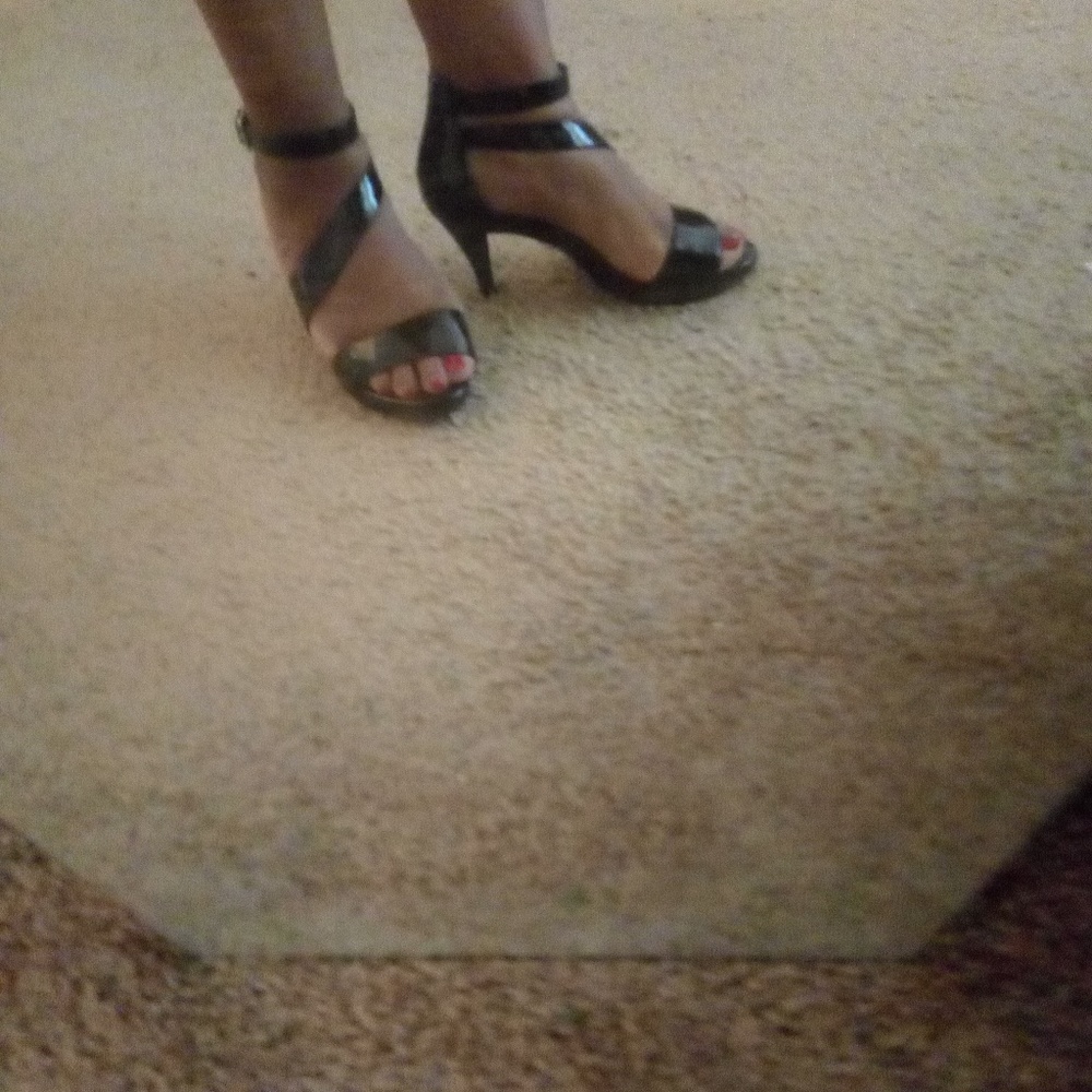 2 Inch Crossover Patent Leather Sandals